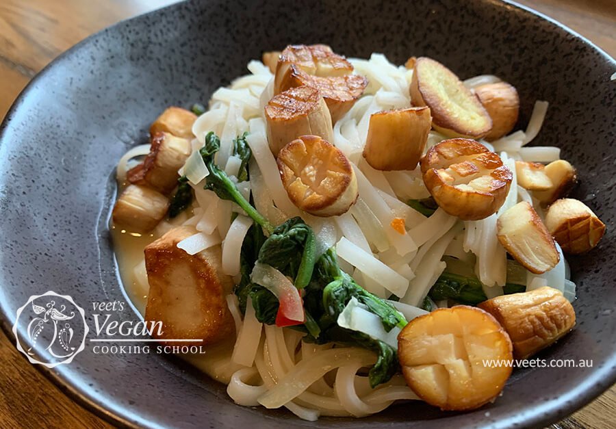 sage-miso-noodles-with-mushrooms-and-spinach.jpg sage miso noodles with mushrooms and spinach