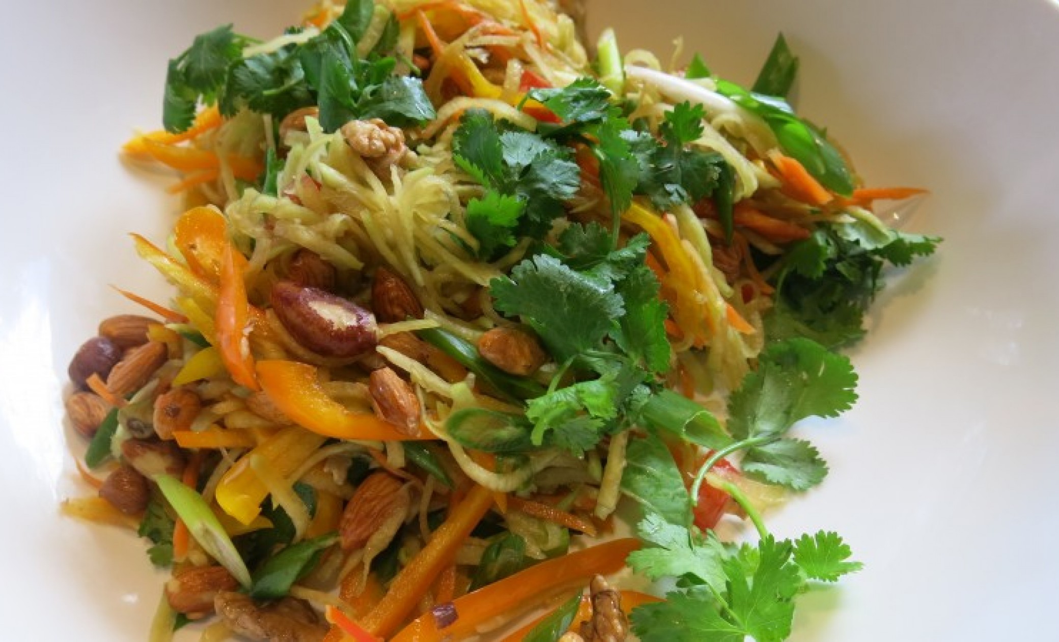 Thai Green Papaya Salad | Veet&amp;#39;s Vegan Cooking School